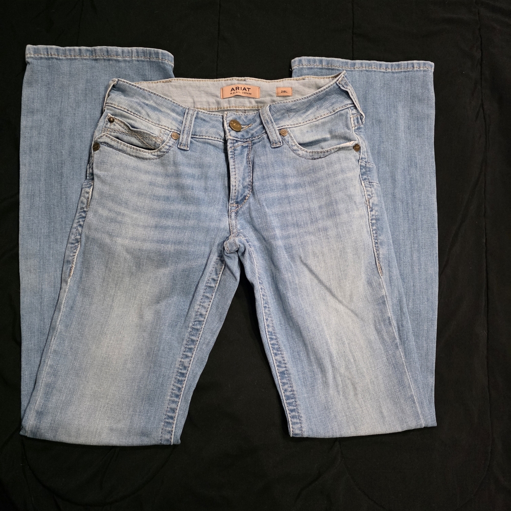 Ariat Women's Classic Light Blue Boot Cut Jeans